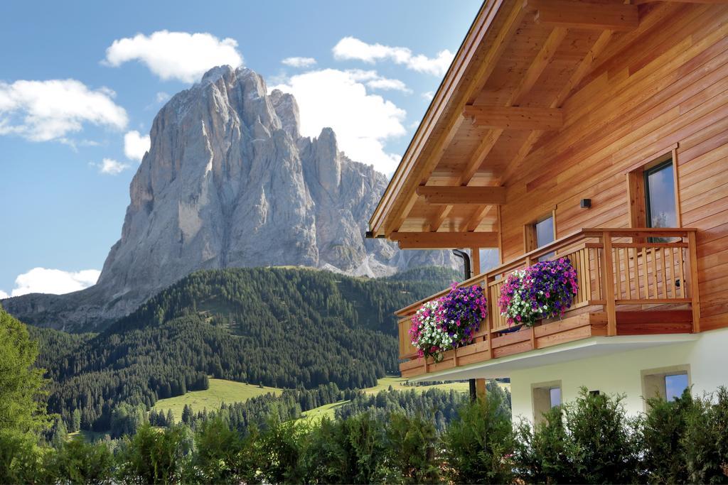 Apartments La Mana Santa Cristina Val Gardena Extérieur photo