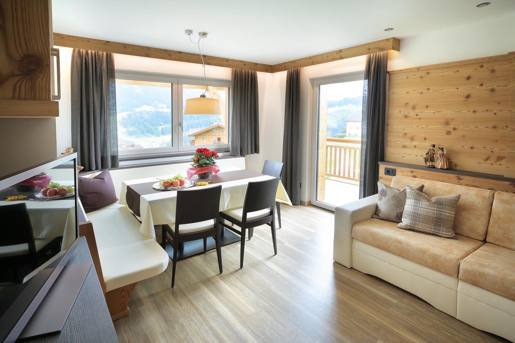 Apartments La Mana Santa Cristina Val Gardena Extérieur photo