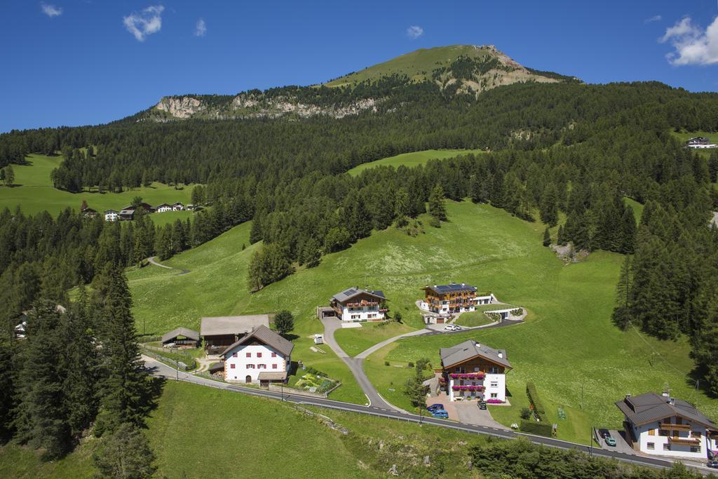 Apartments La Mana Santa Cristina Val Gardena Extérieur photo