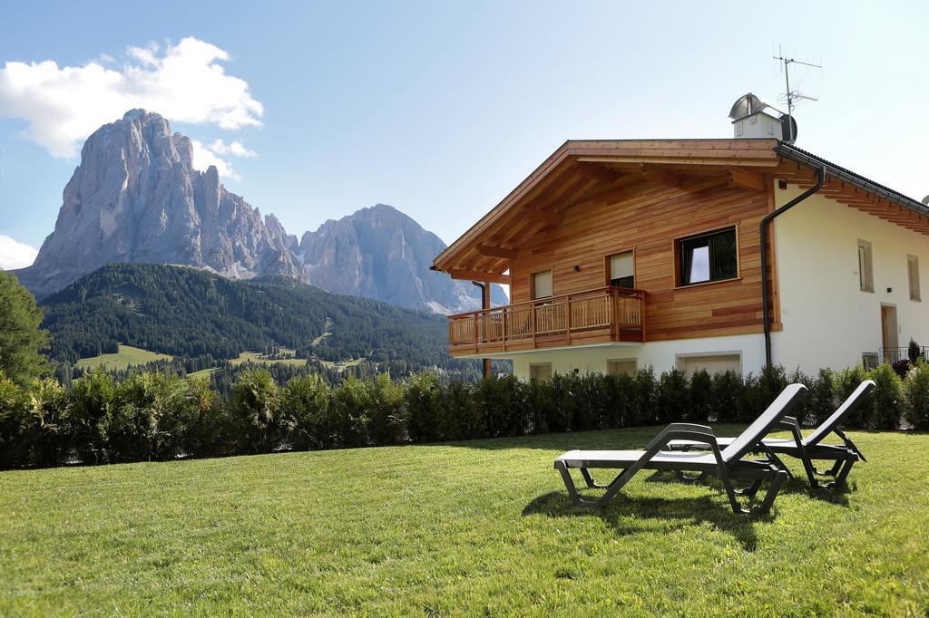 Apartments La Mana Santa Cristina Val Gardena Extérieur photo