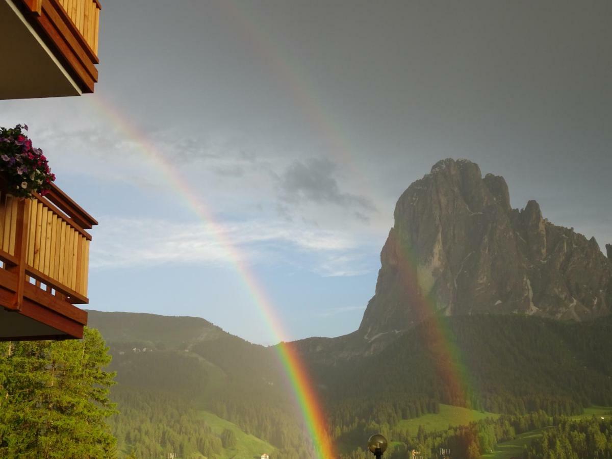 Apartments La Mana Santa Cristina Val Gardena Extérieur photo